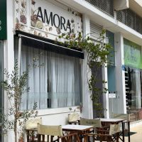 Amora Confeitaria conquista com brunch, esfirras e doces artesanais em BC