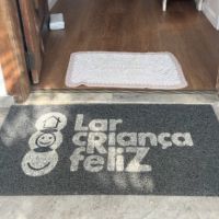 Abrigo infantil tocado por igreja é investigado por maus-tratos aos pequenos