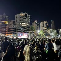 Live de Frei Gilson lota a orla de Itapema