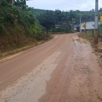 Moradores querem bancar obra após meses de alagamentos