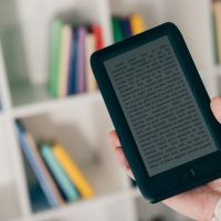 App do MEC libera quase 8 mil livros gratuitos