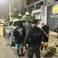 Operação no bairro dos Municípios termina com quatro na delegacia