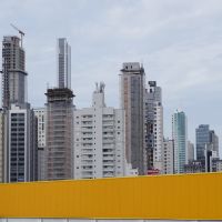 Audiência pública abre debate sobre novas regras de construção em Balneário Camboriú