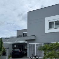 Condomínio pede demolição em parte de casa ampliada