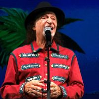 Alceu Valença faz show em Santa Catarina