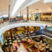 Só fecha no Natal: comércio abre no Dia do Trabalhador em BC e Camboriú