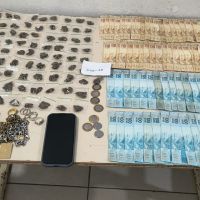 Traficante é preso no meio de entrega de cocaína