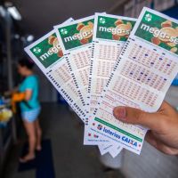 Duas apostas catarinenses batem na trave e levam quase R$ 65 mil na Mega Sena