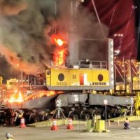 Porto de Itajaí cria comissão pra investigar incêndio e melhorar segurança