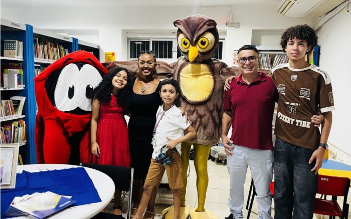 Lançamento aconteceu na biblioteca da Fundação Cultural de Navegantes