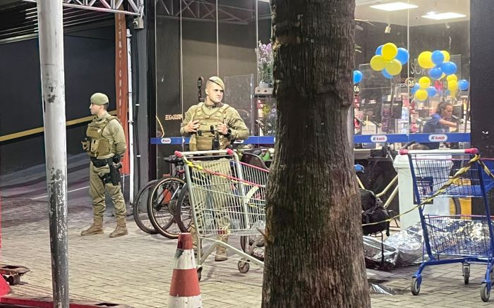 Vítima costumava ficar em frente ao Koch (Foto: Leitor)