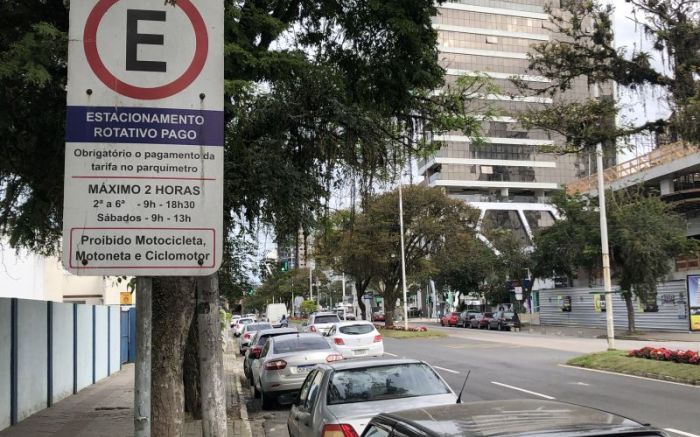 Motoristas não pagam zona azul e zona verde em BC e Itajaí