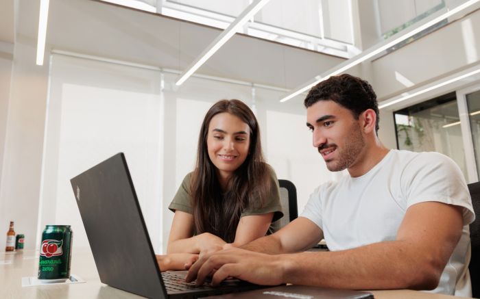 Oportunidades também estão em Palhoça, Lages e Blumenau