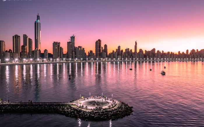 Incorporadora amplia receita, mantém alta rentabilidade e avança no Brasil e exterior