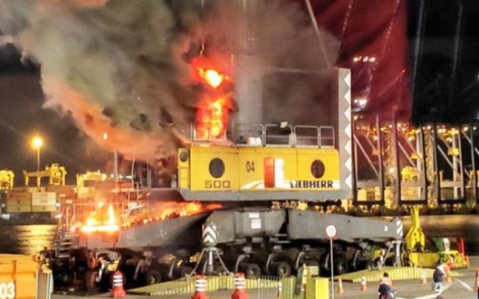 Reunião da superintendência com equipe técnica marcou formação do grupo na segunda-feira