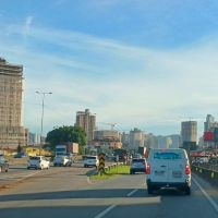 Engavetamento causa filas na BR 101 em Itajaí