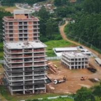 Justiça suspende construção de resort em Penha
