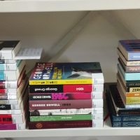 Biblioteca de Balneário Camboriú faz exposição de livros proibidos