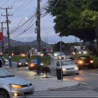 Trânsito tá pesado em Balneário Camboriú
