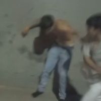 Alunos espancados e cenas de muita violência em saída de escola