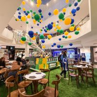 Itajaí Shopping cria arena para trocar figurinhas da Copa