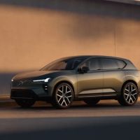 Volvo lança SUV elétrico que roda até 660 km sem recarga