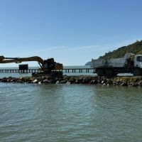 Limpeza vai aprofundar o rio Iriri em até 13m