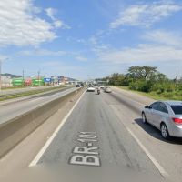 Batidas graves e pane em caminhão travam o trânsito na BR 101