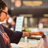 Feira de vinil agita Itajaí Shopping neste fim de semana