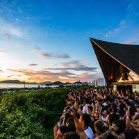 Warung faz última festa na Brava