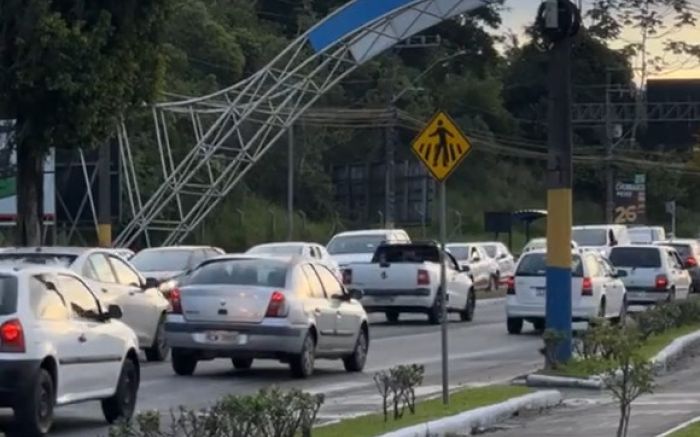Contorno Sul e BR 101 têm manhã de congestionamentos em Itajaí