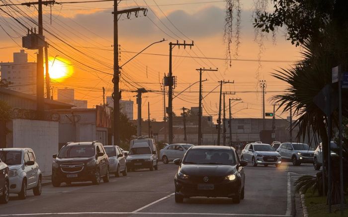 Acessos pra Itajaí estão congestionados