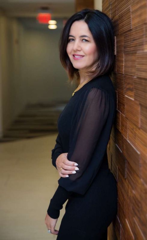 Anuzia Leles