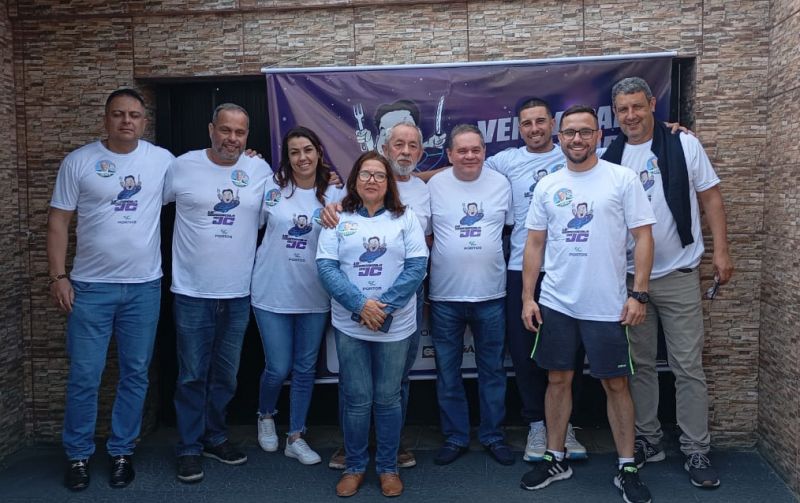 O candidato a vereador pexêro, Jucemar Ferreira (MDB), e seus apoiadores estarão na Gororoba