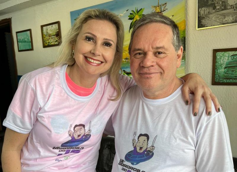 A vereadora e presidente do PSDB pexêro, a minha musa BBB, Anna Carolina, também vestiu a camisa da Gororoba do JC 