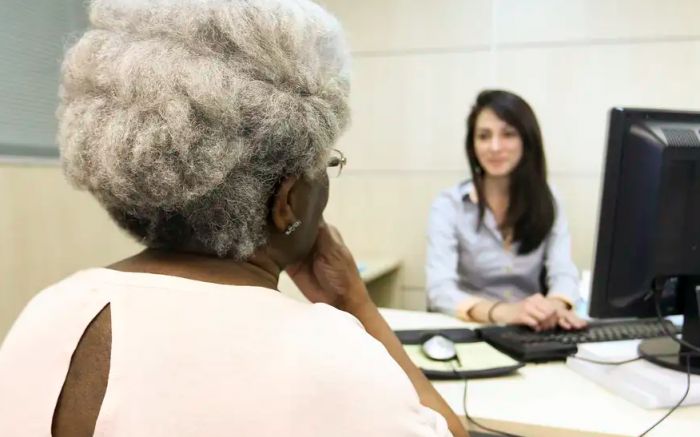 Aposentadoria para pessoas de 50 a 60 anos: como adiantar o benefício