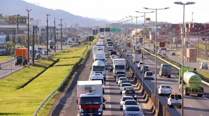 Alerta nas rodovias de SC neste fim de ano