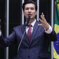 Deputado de SC quer barrar monitoramento do PIX