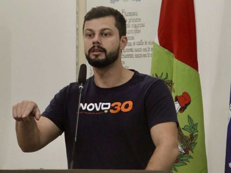Autor da CPI do Esgoto, vereador Diego Nasato (Novo), questiona modelo de saneamento na galega Blumenau (foto: divulgação)