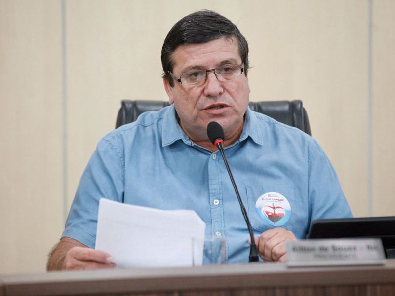 O vereador de Floripa, o Camasão (PSOL), recebeu moção de repúdio da Câmara de Vereadores de Blumenau, proposta pelo vereador Ito/PL