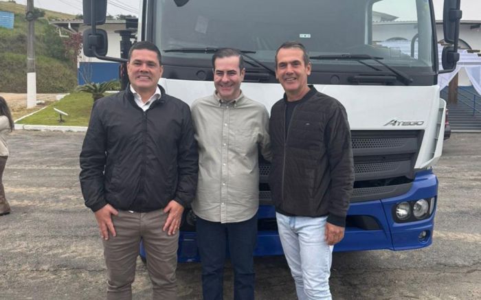 Juntos e misturados