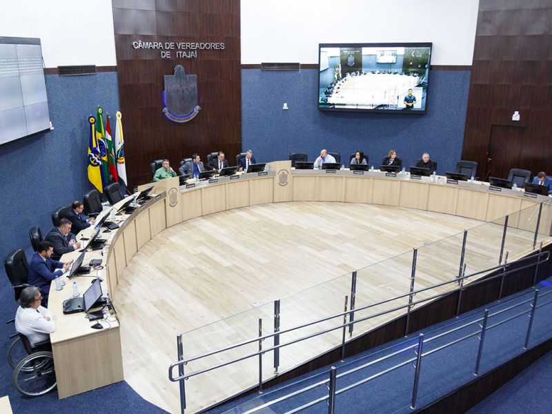 A piramidal casa do povo realiza sessão solene em homenagem aos 165 anos da emancipação político-administrativa de Itajaí nesta quarta-feira