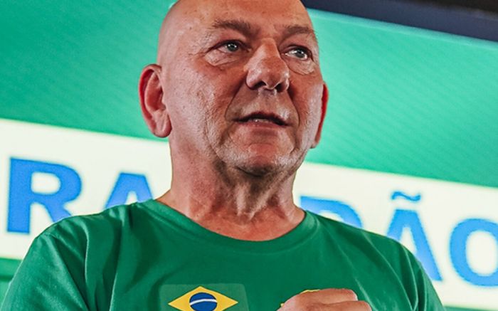 Véio da Havan quer horário de verão