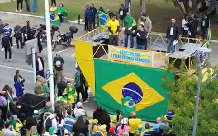 Patriotas na avenida