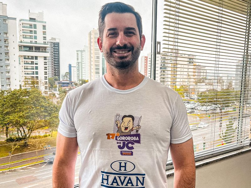 O prefeito de Brusque, André Vechi (PL), vestiu a camiseta e apoia o JC presidente!
