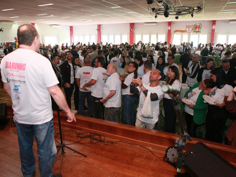 A Gororoba do JC lotou o Fazenda da Praia Brava e saudou a presença e pluralidade de pensamentos, em uma ode à democracia