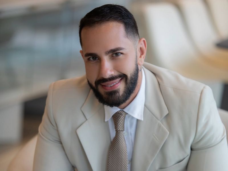 No clique, o enfermeiro esteticista expert em harmonização facial, Felippe Abib. Ele está à ...</div></div>
<div class=