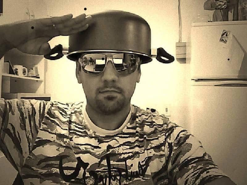 Menino maluquinho ou espertalhão? O Correio Júnior critica o papai sabe-tudo Rubens Angioletti (PL) por conta das diárias, mas viaja pra lá e pra cá por conta dos trabalhadores (foto: divulgação)