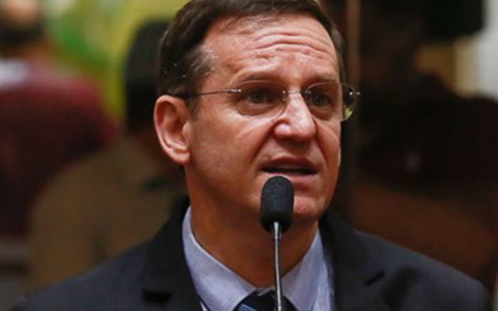 Mioto quer projeto para evacuar escolas em emergências