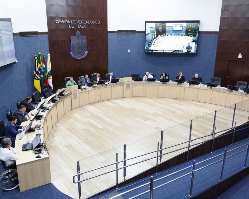 Piramidal casa do povo vai estrebuchar o adiantamento de R$ 9 milhões do duodécimo pra prefa de Itajaí